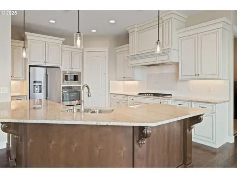 12545 SE Hadeed Drive Happy Valley OR 97086