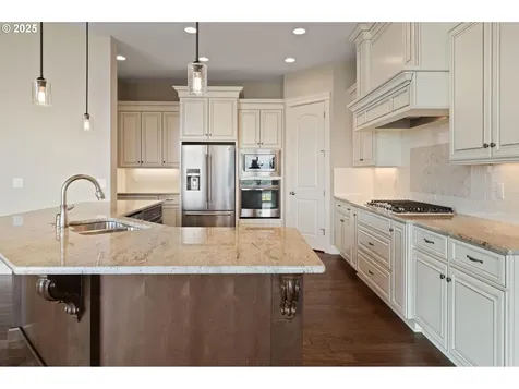 12545 SE Hadeed Drive Happy Valley OR 97086