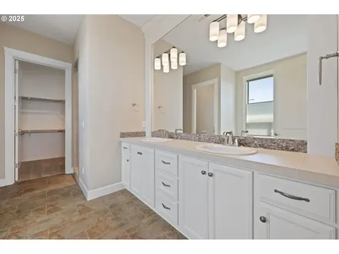 12545 SE Hadeed Drive Happy Valley OR 97086