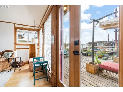 1815 N Jantzen Avenue Portland OR 97217