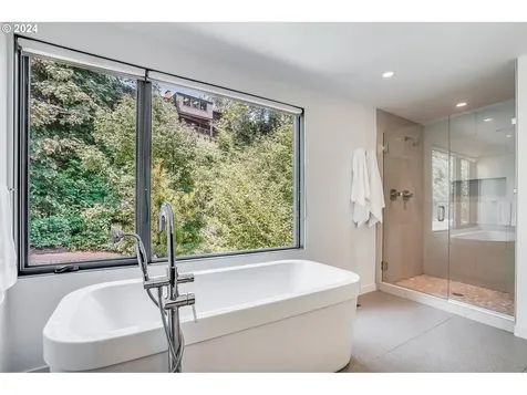 4255 SW Bertha Avenue Portland OR 97239