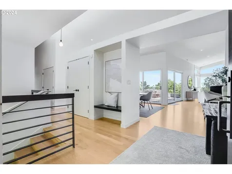 4255 SW Bertha Avenue Portland OR 97239