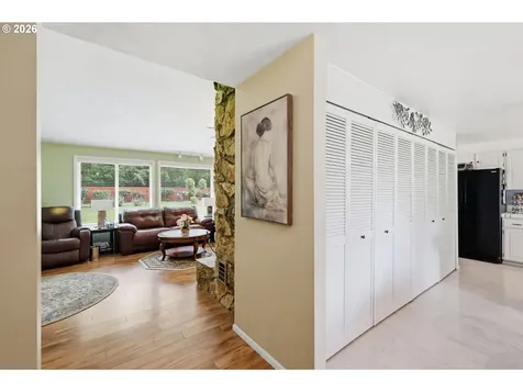 41720 Madrone Street Springfield OR 97478