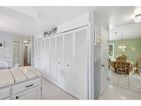 41720 Madrone Street Springfield OR 97478