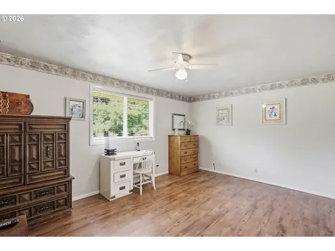 41720 Madrone Street Springfield OR 97478