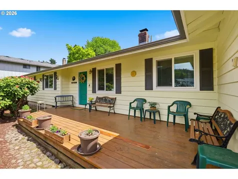 41720 Madrone Street Springfield OR 97478