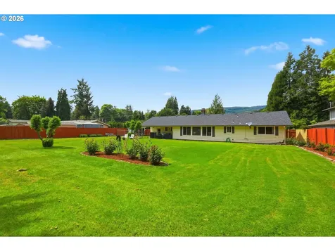 41720 Madrone Street Springfield OR 97478