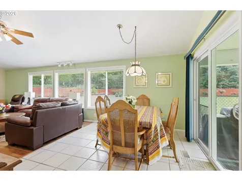 41720 Madrone Street Springfield OR 97478