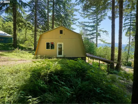 1662 Labarre Road Washougal WA 98671