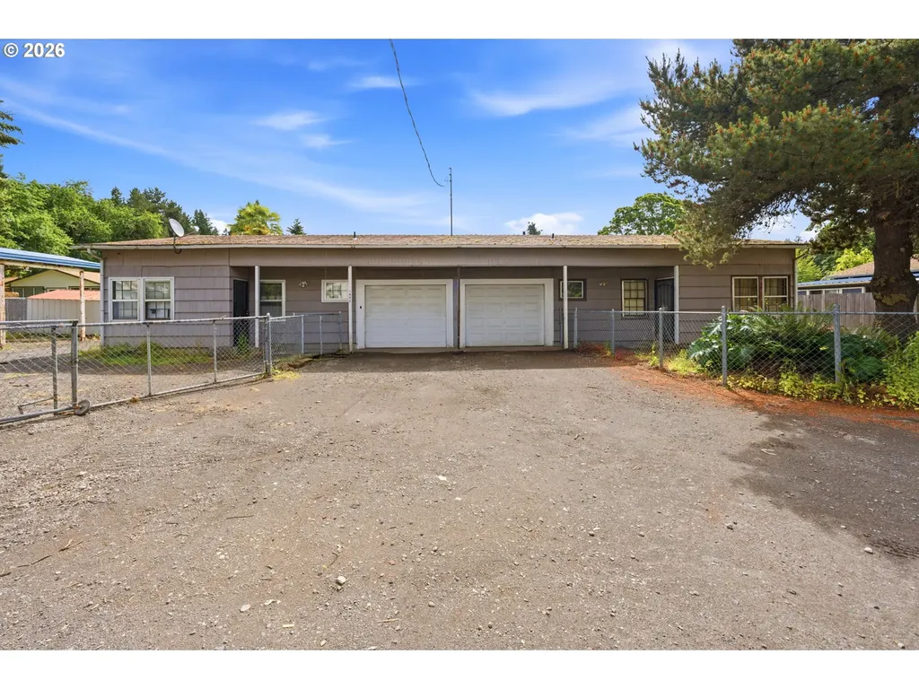 1495 E Santiam Street Stayton OR 97383