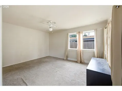 1495 E Santiam Street Stayton OR 97383
