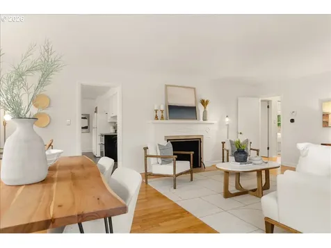 5922 SW 47th Avenue Portland OR 97221