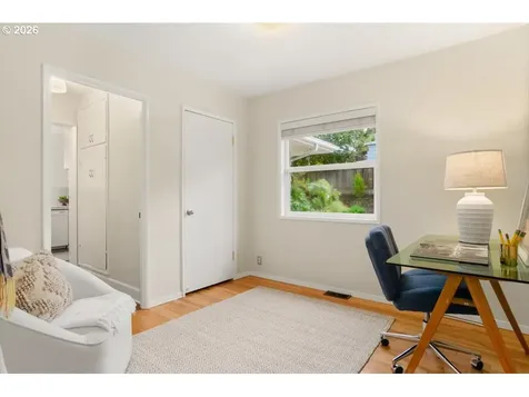 5922 SW 47th Avenue Portland OR 97221