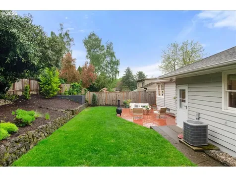 5922 SW 47th Avenue Portland OR 97221