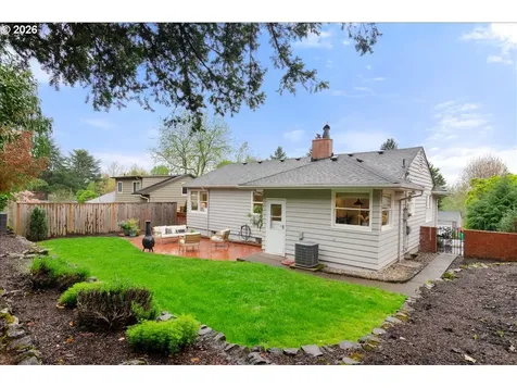 5922 SW 47th Avenue Portland OR 97221