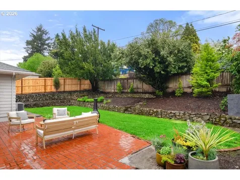 5922 SW 47th Avenue Portland OR 97221