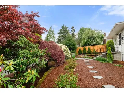 5922 SW 47th Avenue Portland OR 97221