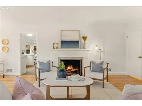 5922 SW 47th Avenue Portland OR 97221