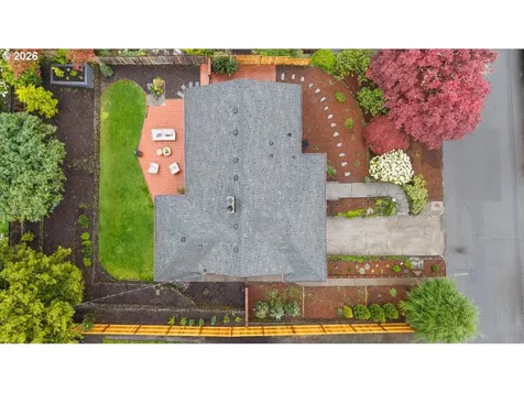5922 SW 47th Avenue Portland OR 97221