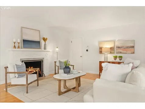 5922 SW 47th Avenue Portland OR 97221