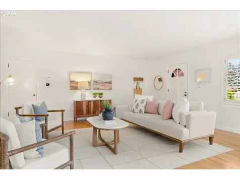5922 SW 47th Avenue Portland OR 97221