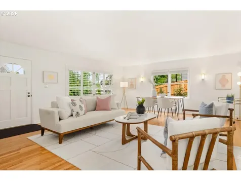 5922 SW 47th Avenue Portland OR 97221