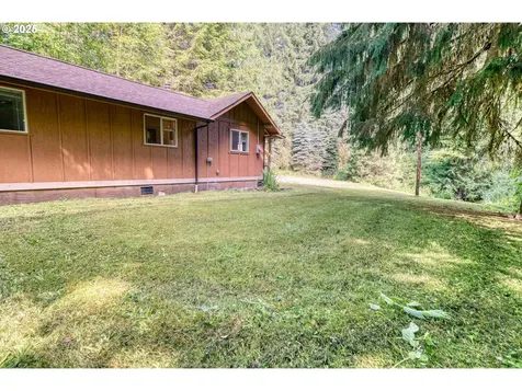 57020 Mollenhour Road Scappoose OR 97056