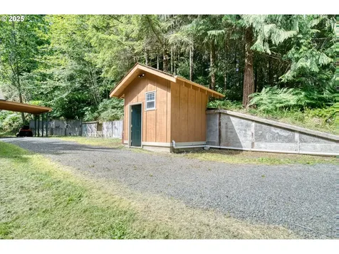 57020 Mollenhour Road Scappoose OR 97056