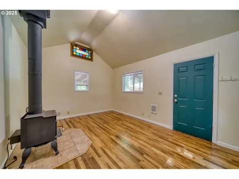 57020 Mollenhour Road Scappoose OR 97056
