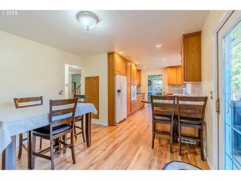 3727 SE Spruce Street Hillsboro OR 97123