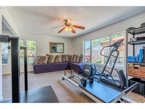3727 SE Spruce Street Hillsboro OR 97123