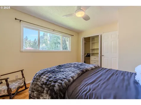 3727 SE Spruce Street Hillsboro OR 97123