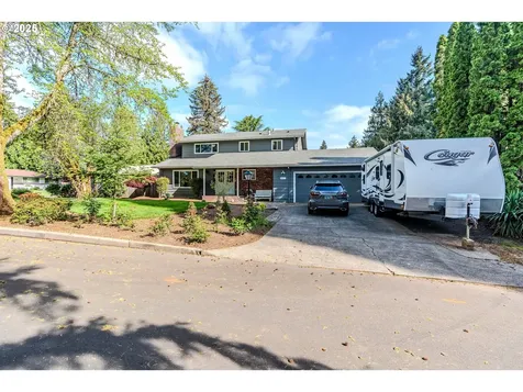 3727 SE Spruce Street Hillsboro OR 97123