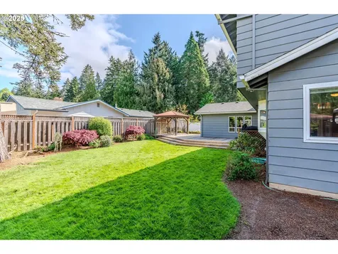 3727 SE Spruce Street Hillsboro OR 97123