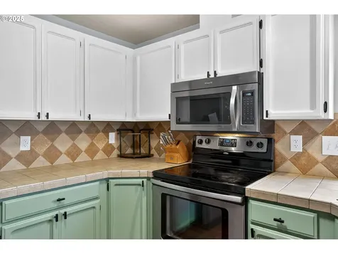 15807 NE 2nd Street Vancouver WA 98684