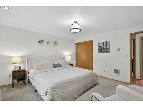 15807 NE 2nd Street Vancouver WA 98684