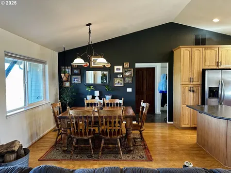 93300 Pike Lane Lakeview OR 97630
