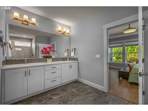 10149 SW Copperleaf Lane Portland OR 97224