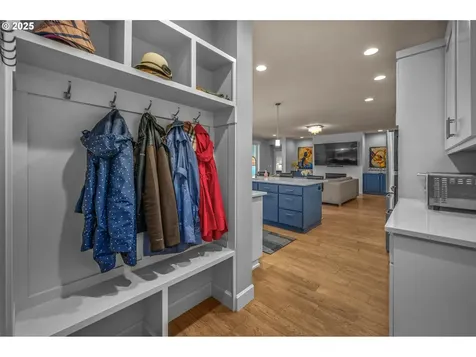 10149 SW Copperleaf Lane Portland OR 97224