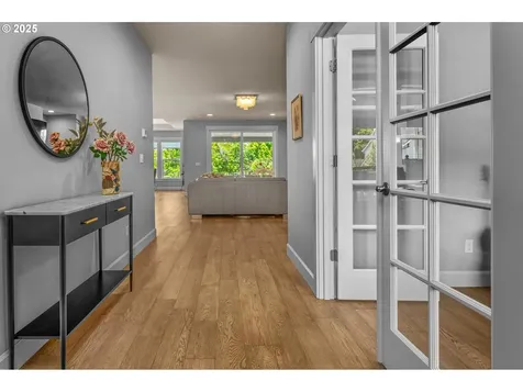 10149 SW Copperleaf Lane Portland OR 97224
