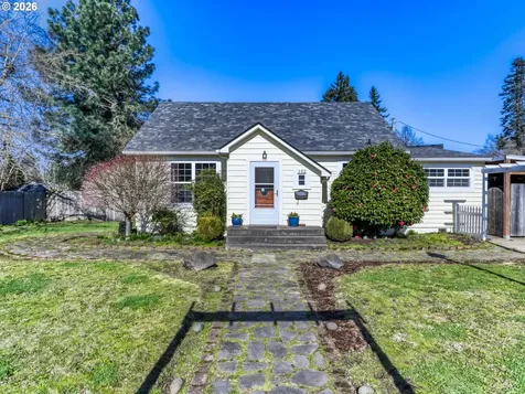 152 NE 5th Avenue Canby OR 97013