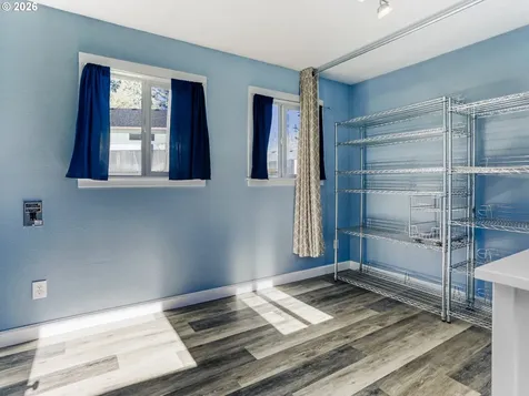 152 NE 5th Avenue Canby OR 97013
