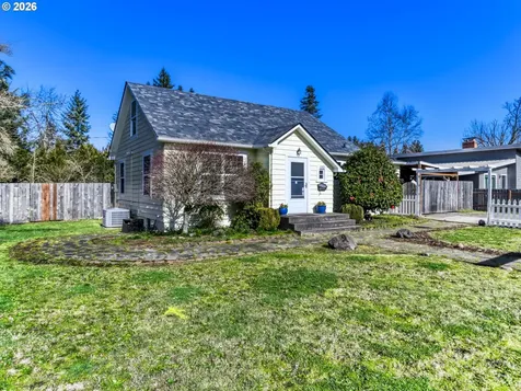 152 NE 5th Avenue Canby OR 97013