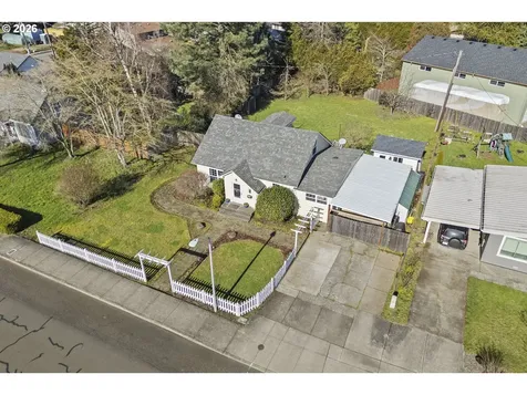 152 NE 5th Avenue Canby OR 97013