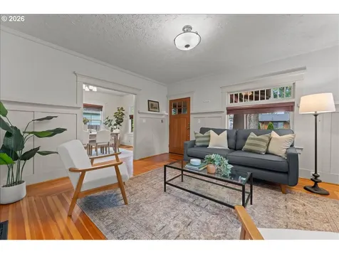 7515 SE Martins Street Portland OR 97206