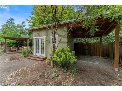 7515 SE Martins Street Portland OR 97206