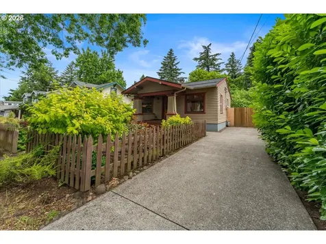 7515 SE Martins Street Portland OR 97206