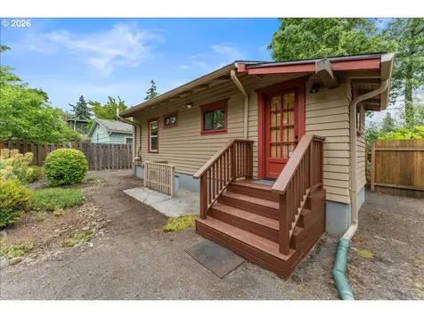 7515 SE Martins Street Portland OR 97206