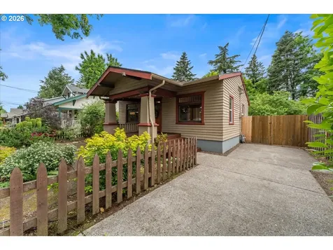 7515 SE Martins Street Portland OR 97206