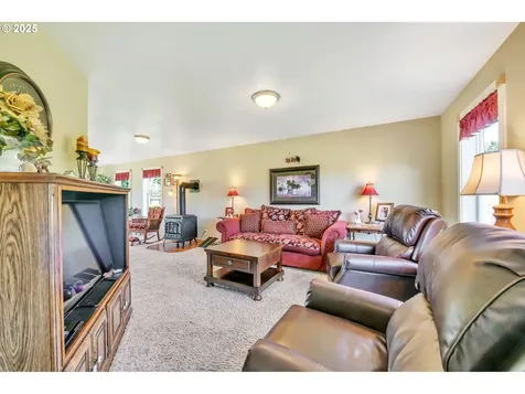 30356 Camas Swale Road Creswell OR 97426